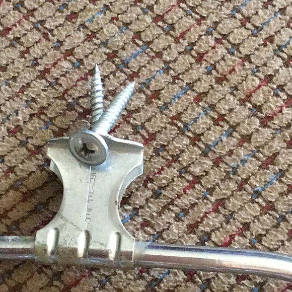 Belt, tie and scarf holder - Picture 2 of 3